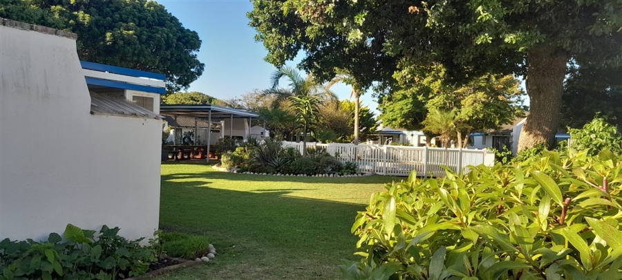 2 Bedroom Property for Sale in Paradise Beach Eastern Cape